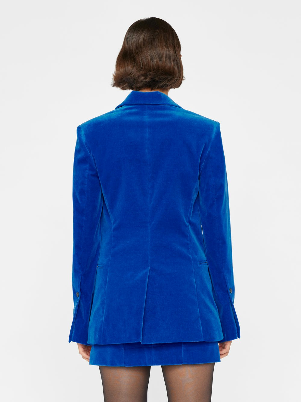 blazer back view alt:fit2